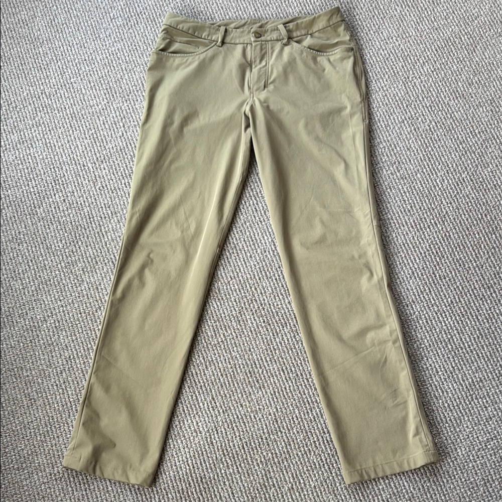 Lululemon Athletica Men's Khaki Chinos
